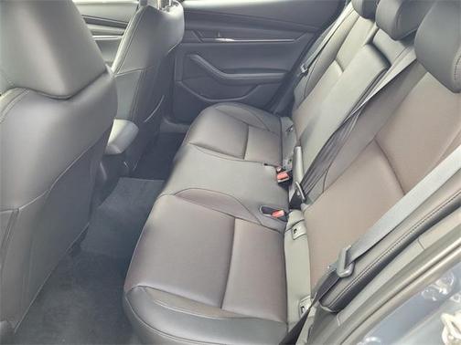 2025 Mazda Mazda3 Premium Plus