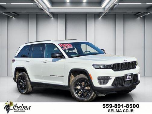 2024 Jeep Grand Cherokee Laredo