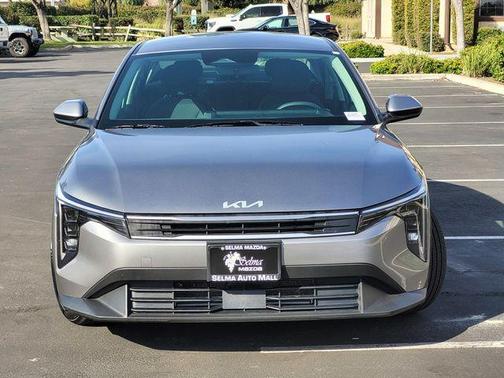 2025 Kia K4 