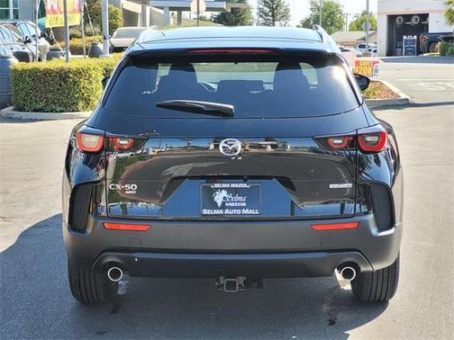 2025 Mazda CX-50 2.5 S Preferred Package