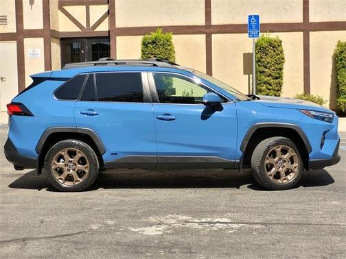 2023 Toyota RAV4 Hybrid Woodland Edition