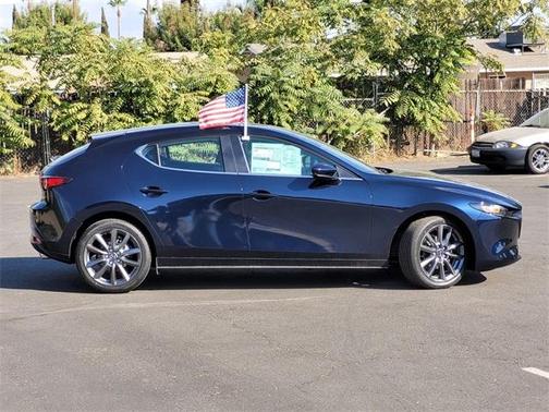2024 Mazda Mazda3 FWD w/Preferred Package