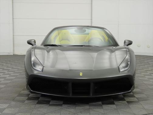 2017 Ferrari 488 Spider Base