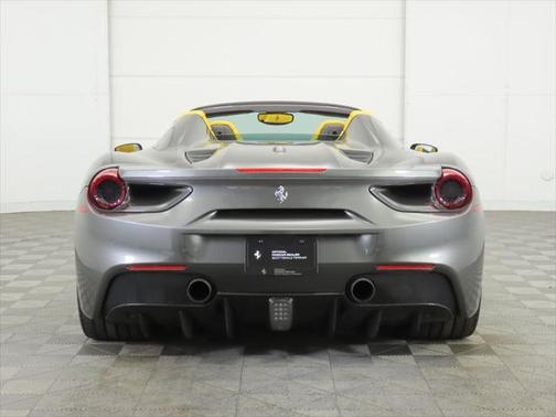 2017 Ferrari 488 Spider Base