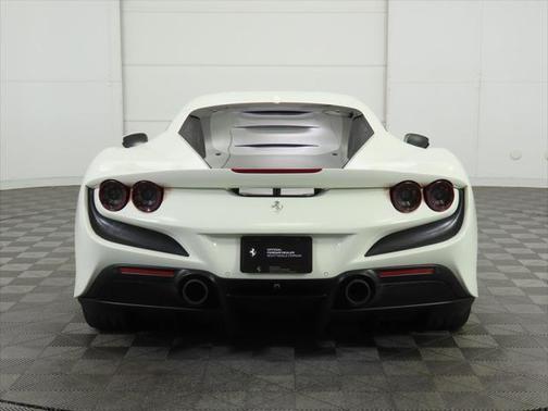 2022 Ferrari F8 Tributo Base
