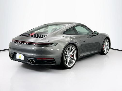 2020 Porsche 911 Carrera 4S