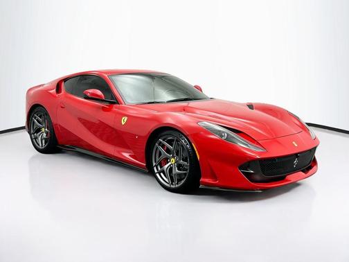2019 Ferrari 812 Superfast Base
