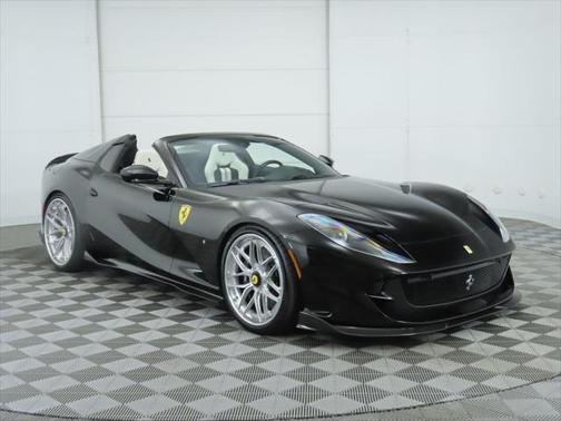 2023 Ferrari 812 GTS Base