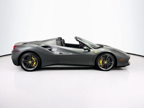 2018 Ferrari 488 Spider Base