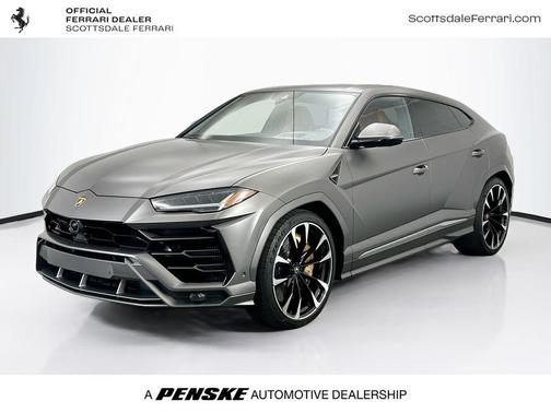 2021 Lamborghini Urus Graphite Capsule
