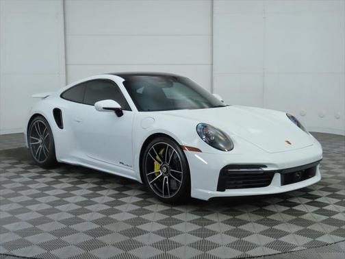 2022 Porsche 911 Turbo S