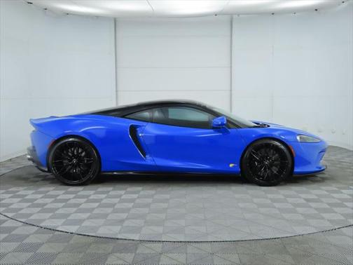 2023 McLaren GT Base