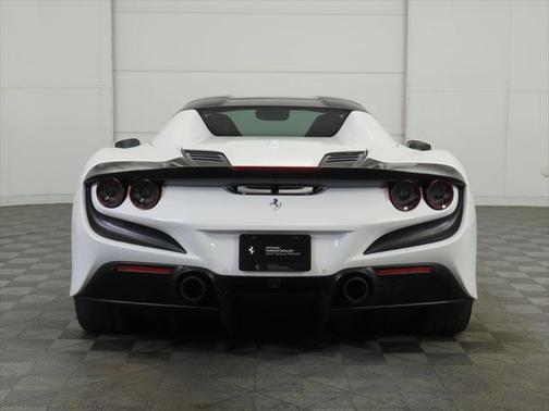 2022 Ferrari F8 Spider Base