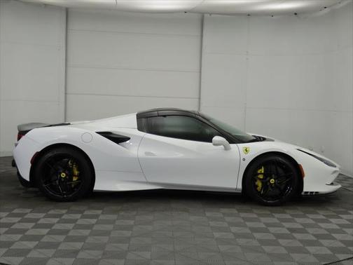 2022 Ferrari F8 Spider Base