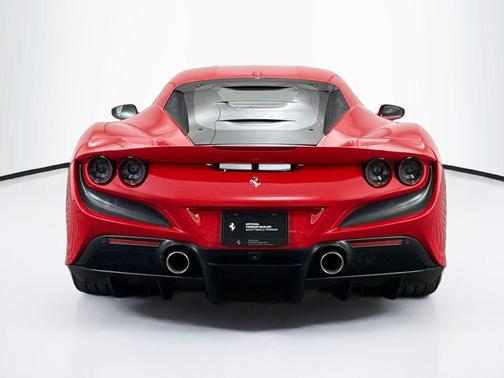 2021 Ferrari F8 Tributo Base