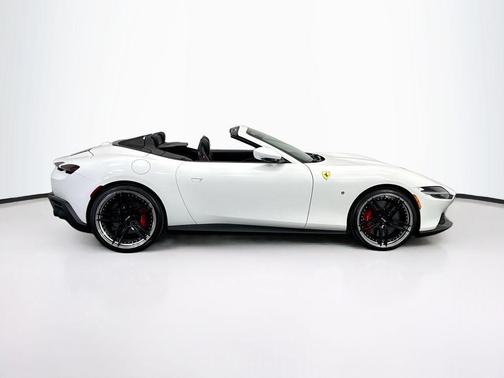 2025 Ferrari Roma Spider Spider