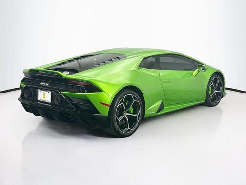 2021 Lamborghini Huracan EVO Base