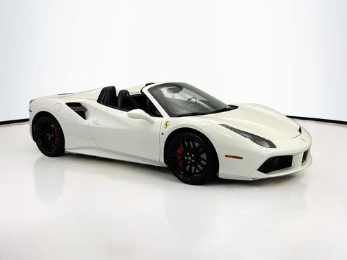 Bianco Avus 2019 Ferrari 488 Spider Base