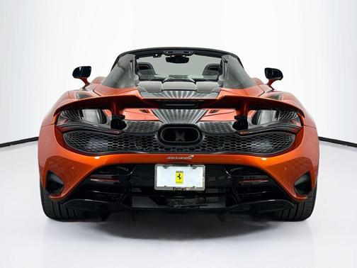 2025 McLaren 750S Spider
