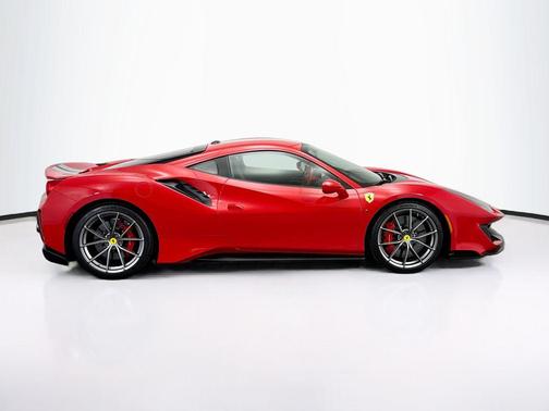 2019 Ferrari 488 Pista Base