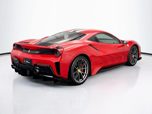 2019 Ferrari 488 Pista Base