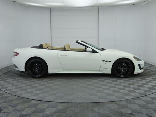 2017 Maserati GranTurismo Sport