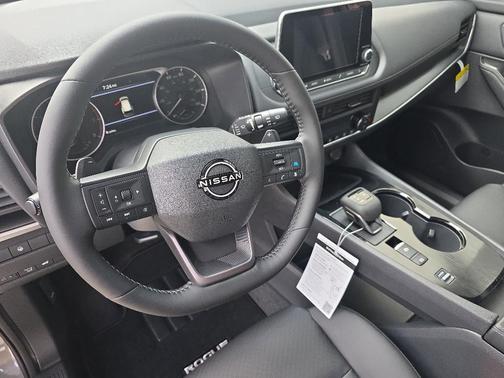 2026 Nissan Rogue DA