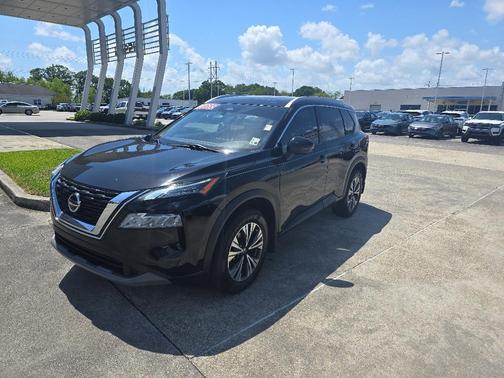 Black 2021 Nissan Rogue SV