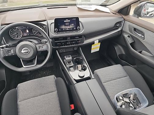 Black 2023 Nissan Rogue SV