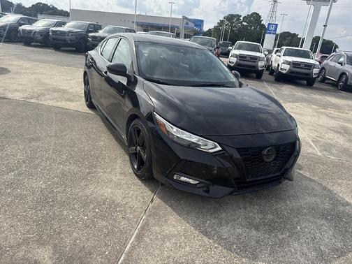 2022 Nissan Sentra SR