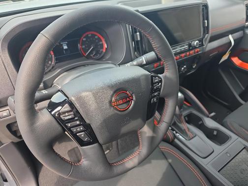 Boulder Gray Pearl 2026 Nissan Frontier PRO-X