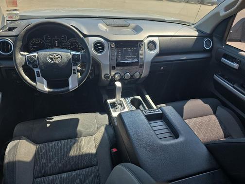2019 Toyota Tundra SR5
