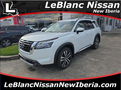 2025 Nissan Pathfinder Platinum