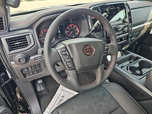2024 Nissan Titan PRO-4X