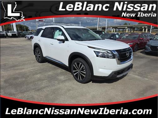 2025 Nissan Pathfinder Platinum