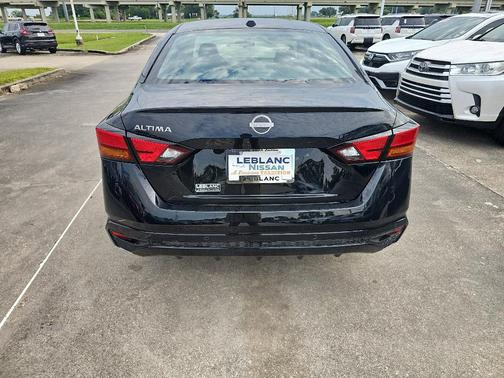 2025 Nissan Altima S