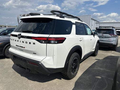 2025 Nissan Pathfinder Rock Creek