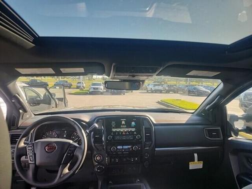 2023 Nissan Titan PRO-4X