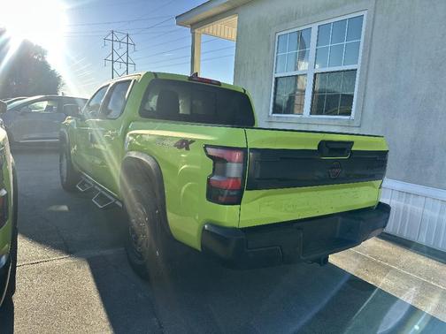 2026 Nissan Frontier PRO-4X