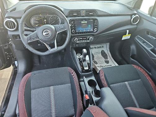 2025 Nissan Versa 1.6 SR
