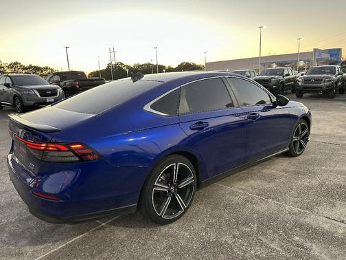 2023 Honda Accord EX