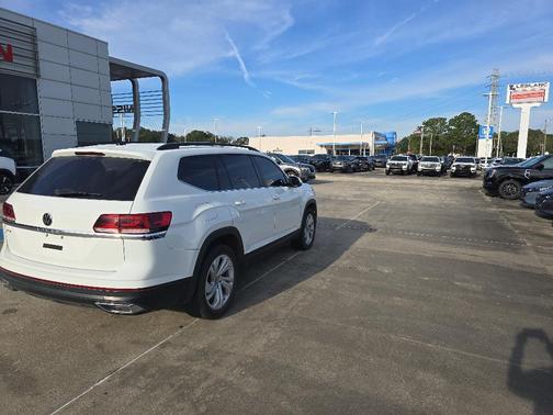 2021 Volkswagen Atlas 3.6 V6 SE w/ Technology