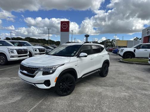 2023 Kia Seltos Nightfall