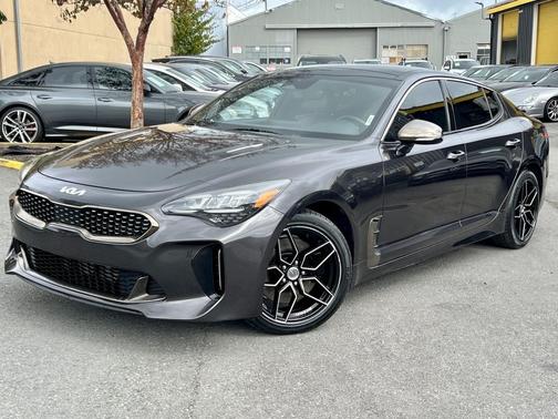 2022 Kia Stinger GT-Line
