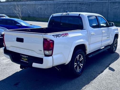 2017 Toyota Tacoma TRD Sport