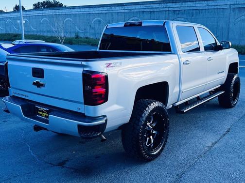 2017 Chevrolet Silverado 1500 2LT