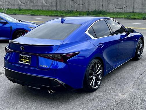 2022 Lexus IS 350 Base