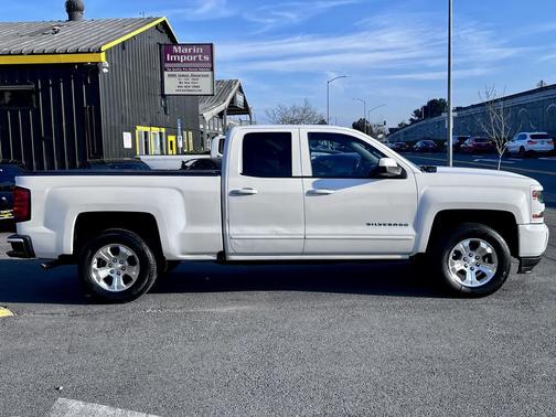 2017 Chevrolet Silverado 1500 2LT
