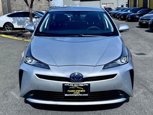 2020 Toyota Prius LE