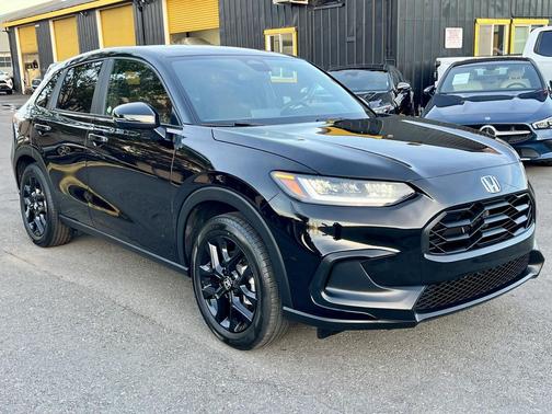 2023 Honda HR-V 2WD Sport